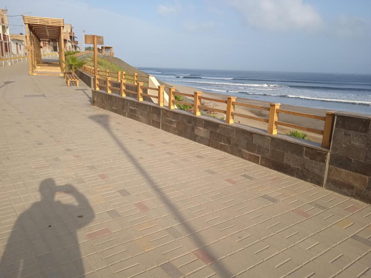 Chicama Surf Camp Hotel Puerto Malabrigo Exterior foto